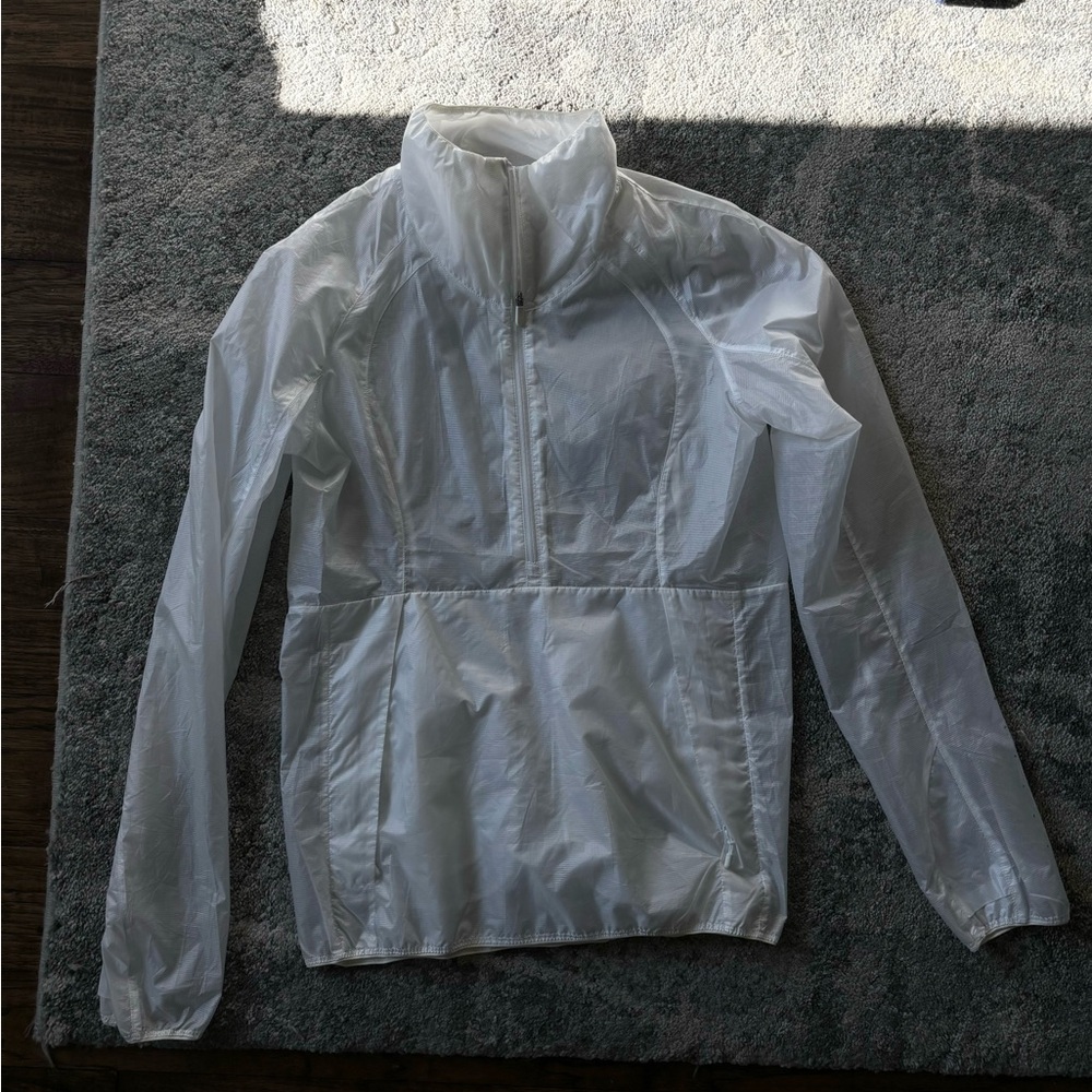 Lululemon sheer windbreaker